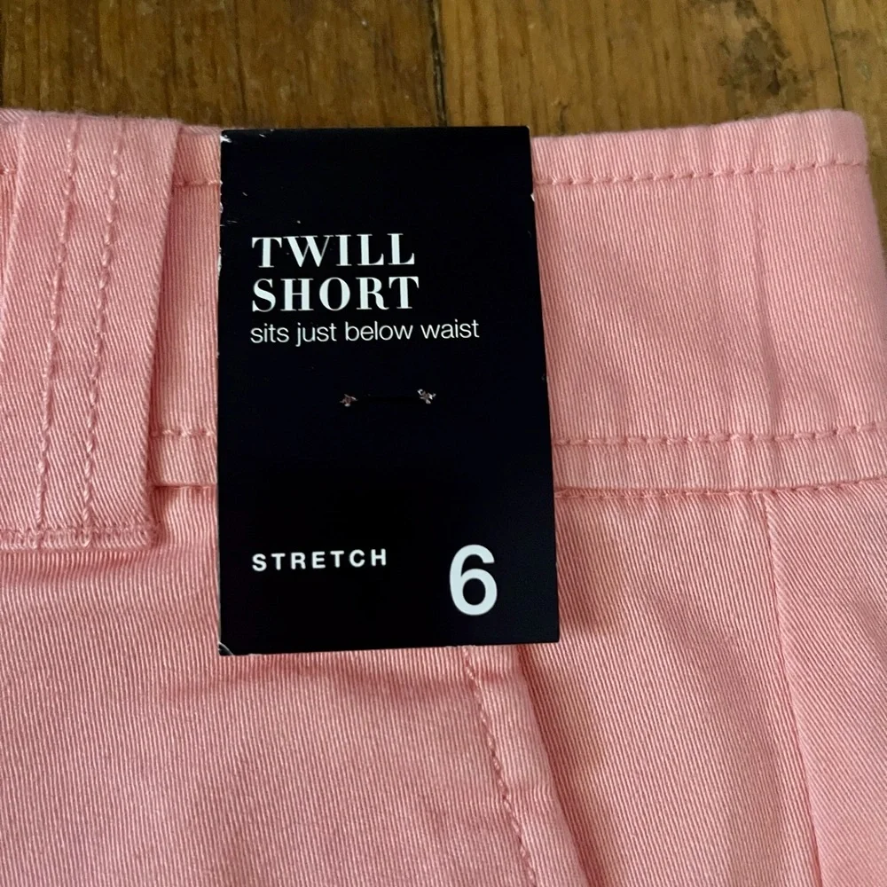 New York & Company Shorts ~ NWT! - Picture 2 of 4